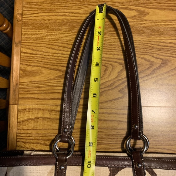 Coach Signature Tonal handbag - Picture 11 of 12